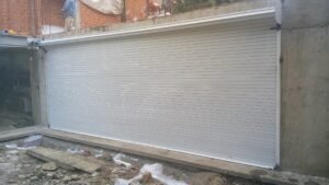 cortina metalica plana